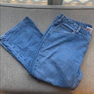 Woman’s carhartt curvy fit jeans